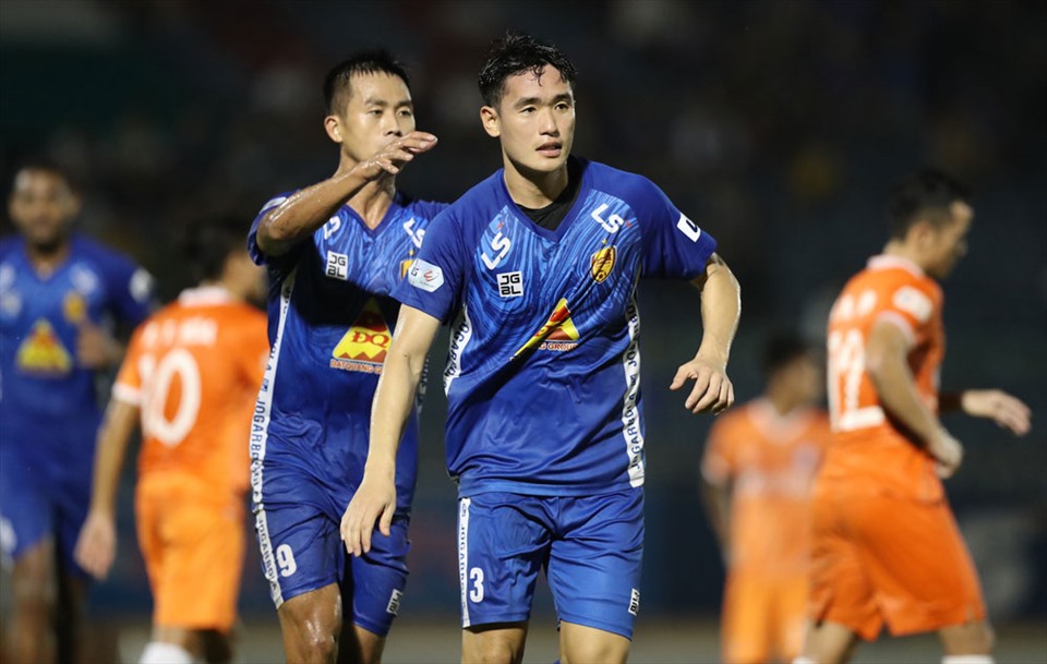 Quang Nam Club does not have self-determination in the race to avoid the V.League 2020 relegation ticket. Photo: VPF.