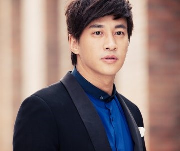 Hà Nhuận Đông
