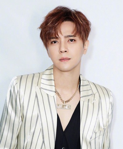 La Chí Tường.