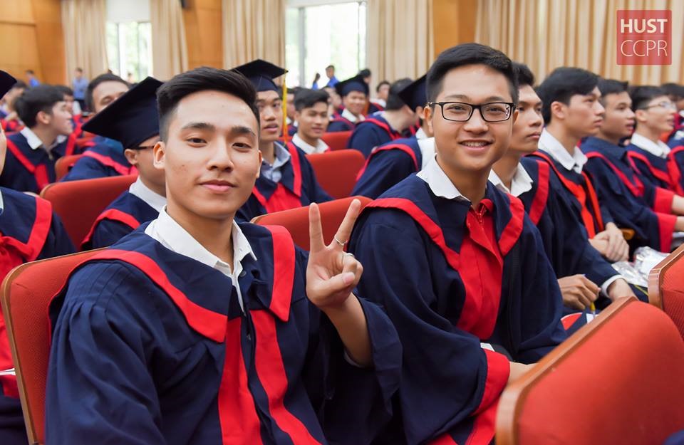 Học phí trường Đại học Bách khoa Hà Nội dao động từ 17 - 25 triệu/ năm hệ đại trà. Ảnh: HUST.
