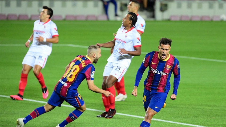 Philippe Coutinho quân bình tỷ số chỉ 2 phút sau đó. Ảnh: Getty Images