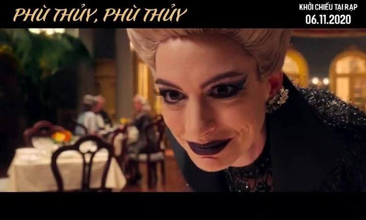 Phù thủy Evangeline Ernst cũng là vai phản diện đầu tiên của nữ diễn viên trên màn ảnh rộng. Ảnh nguồn: Mnet.