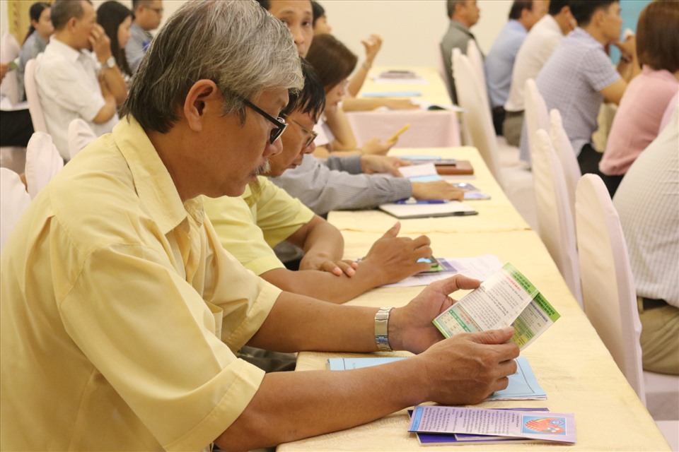 Các đoàn viên quan tâm nhiều đến những thay đổi khi Luật Lao động mới sẽ áp dụng vào 1.1.2021. Ảnh:Phương Linh