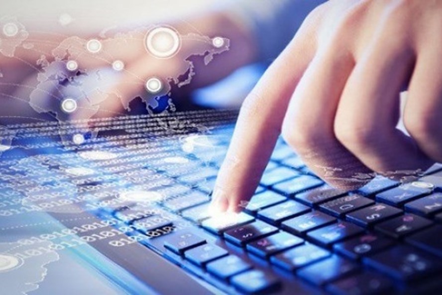 Xử lý nghiêm các hành vi bôi nhọ, nói xấu cán bộ lãnh đạo trên mạng xã hội. Ảnh: V.D