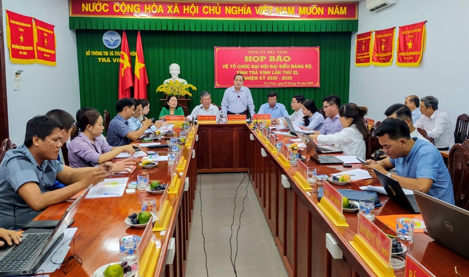 Quang cảnh buổi họp báo. Ảnh: TR.L.