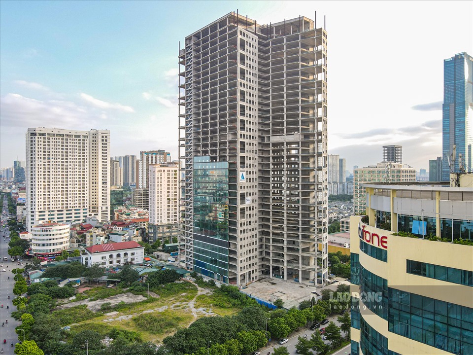 Dự án có thiết kế gồm 5 tầng hầm, 35 tầng nổi trên khu đất rộng 9.442m2, do chính Vinacomin làm chủ đầu tư.