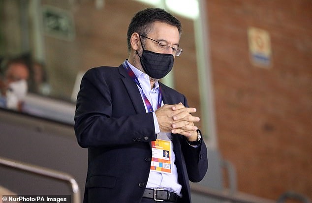 Bartomeu đang sống trong dông bão tại Nou Camp. Ảnh: Getty.