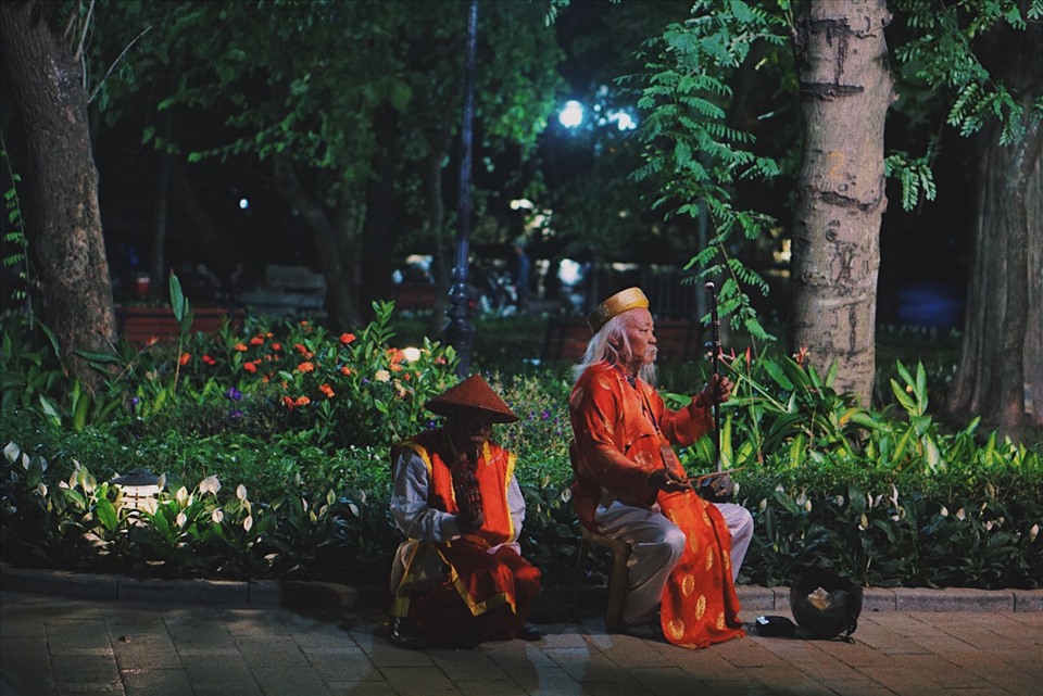 Những nghệ sĩ đường phố (Ảnh: Yến Nhi).