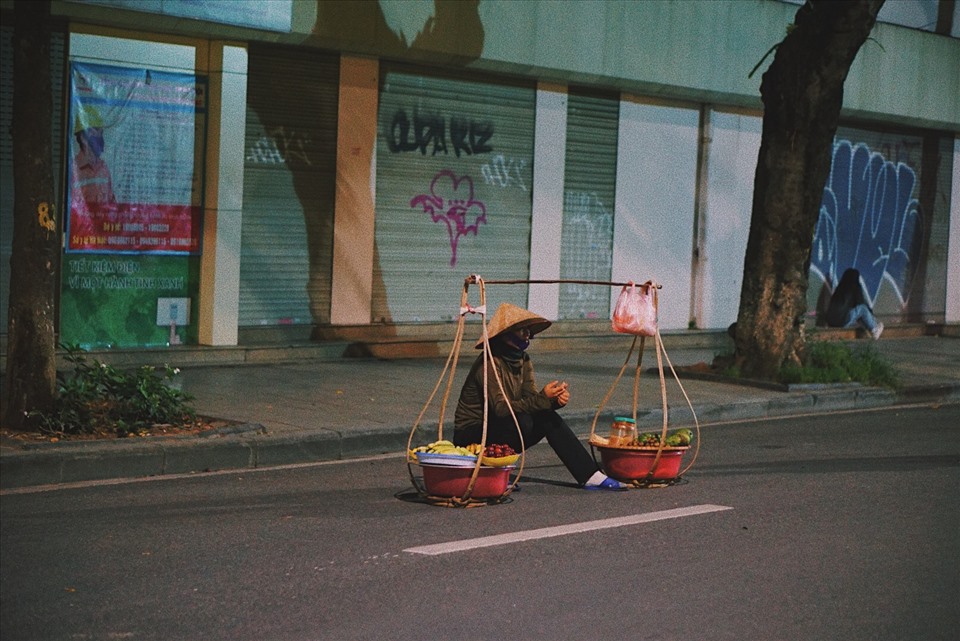 Một gánh hàng rong (Ảnh: Yến Nhi).
