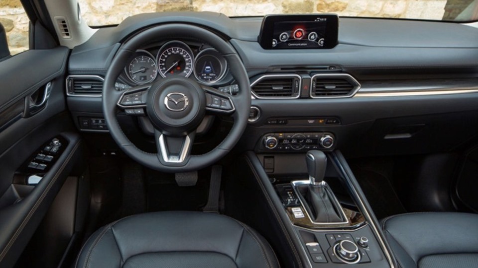 Nội thất khoang lái Mazda CX-5. Ảnh: Mazda.