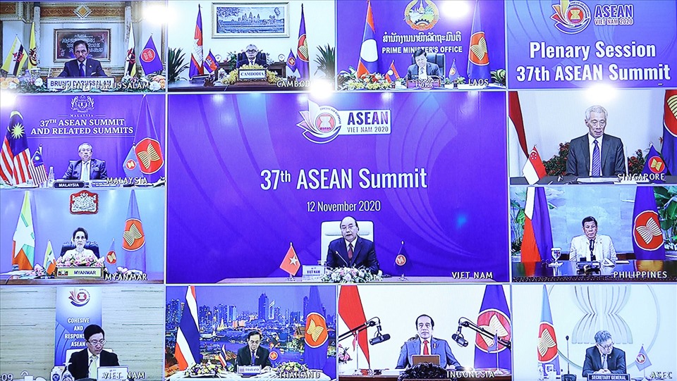 Việt Nam công bố đóng góp vào Quỹ Ứng phó COVID-19 và Kho dự phòng vật tư y tế khẩn cấp ASEAN. Ảnh: Bộ Ngoại giao.