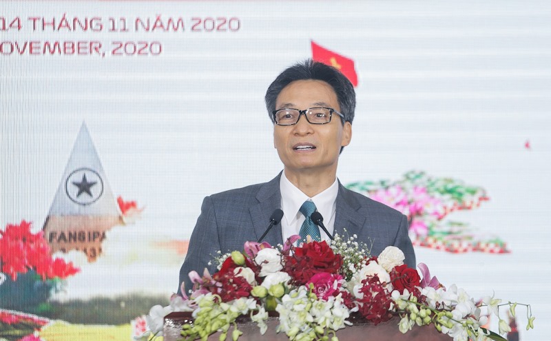 Phó Thủ tướng Chính phủ Vũ Đức Đam phát biểu chỉ đạo tại hội nghị. Ảnh: baophutho.vn