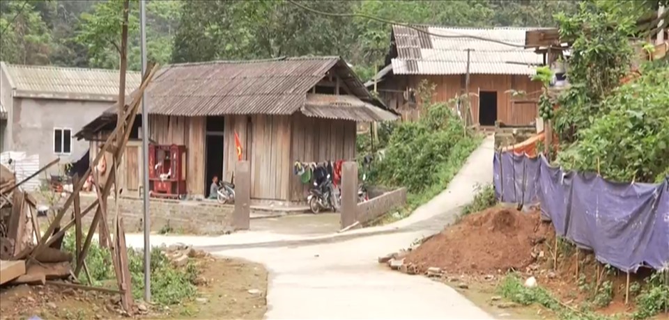 Xã Hồng Ca còn gặp nhiều khó khăn về kinh tế, đời sống người dân chưa ổn định. (Ảnh: VTV)
