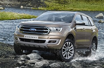 Ford Everest được trang bị nhiều công nghệ tối tân và linh hoạt khi di chuyển qua nhiều địa hình. Ảnh: Ford Việt Nam
