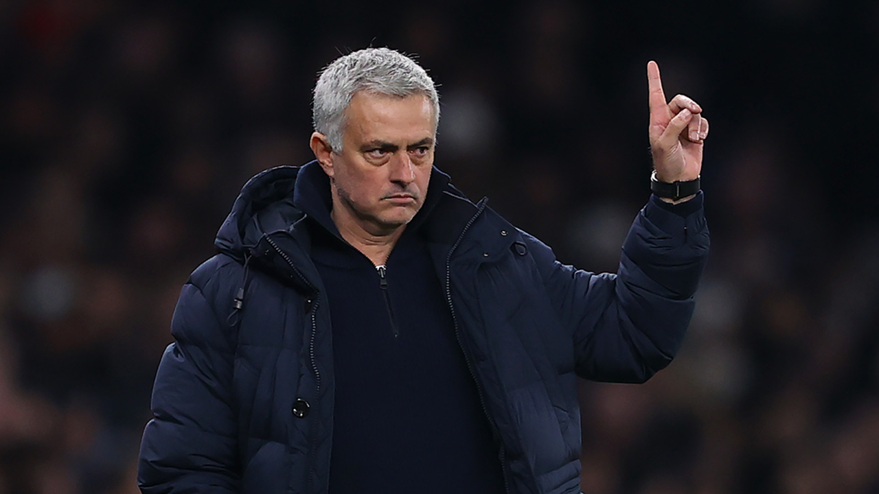 Mourinho đã biết học hỏi nhiều hơn. Ảnh: Premier League.