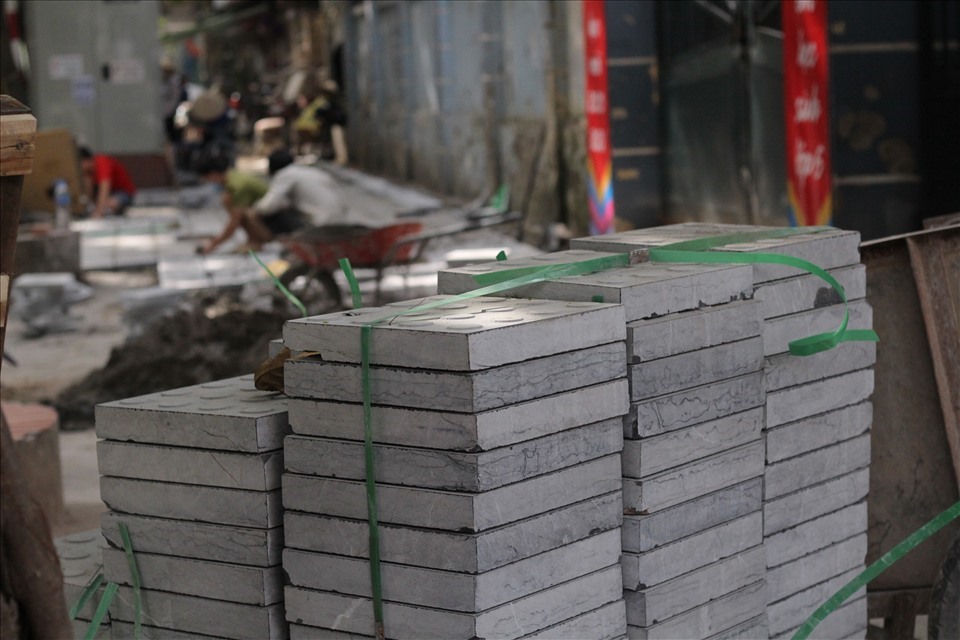 Loại đá tự nhiên lát vỉa hè tại Hà Nội được giới thiệu bền 70 năm.