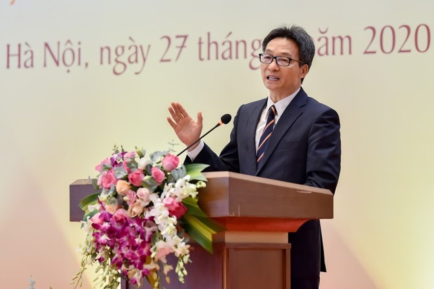 Phó Thủ tướng Vũ Đức Đam phát biểu chỉ đạo một số vấn đề về tự chủ đại học tại Hội thảo Giáo dục Việt Nam 2020 ngày 27.11. Ảnh: Đ.C