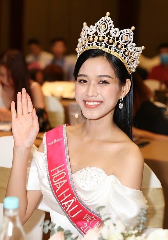 Đỗ Thị Hà cho biết bản thân sẽ trau dồi thêm nhiều kiến thức để thi quốc tế. Ảnh: SV