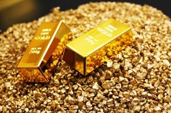 Giá vàng rớt thủng đáy 4 tháng, vì sao nhà đầu tư ồ ạt bán tháo?