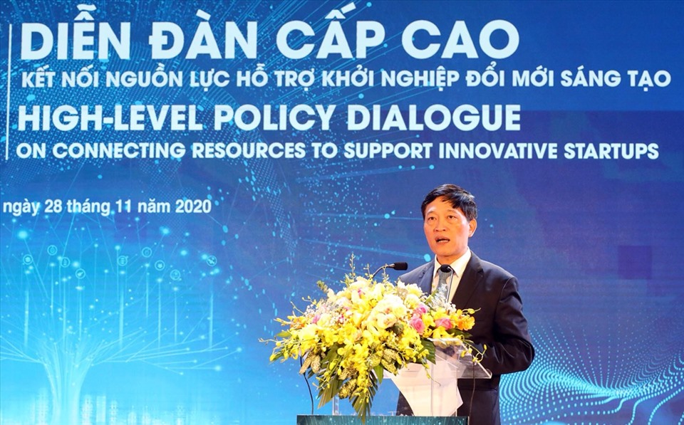Thứ trưởng Bộ KH&CN Trần Văn Tùng phát biểu tại diễn đàn cấp cao Techfest 2020. Ảnh MH