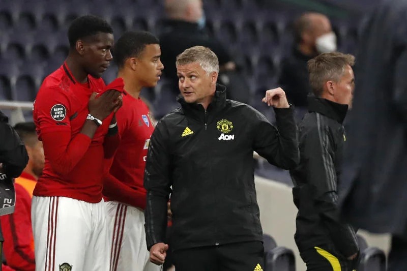 Ole Solskjaer đã quá sai trong cách sử dụng Pogba? Ảnh: AFP