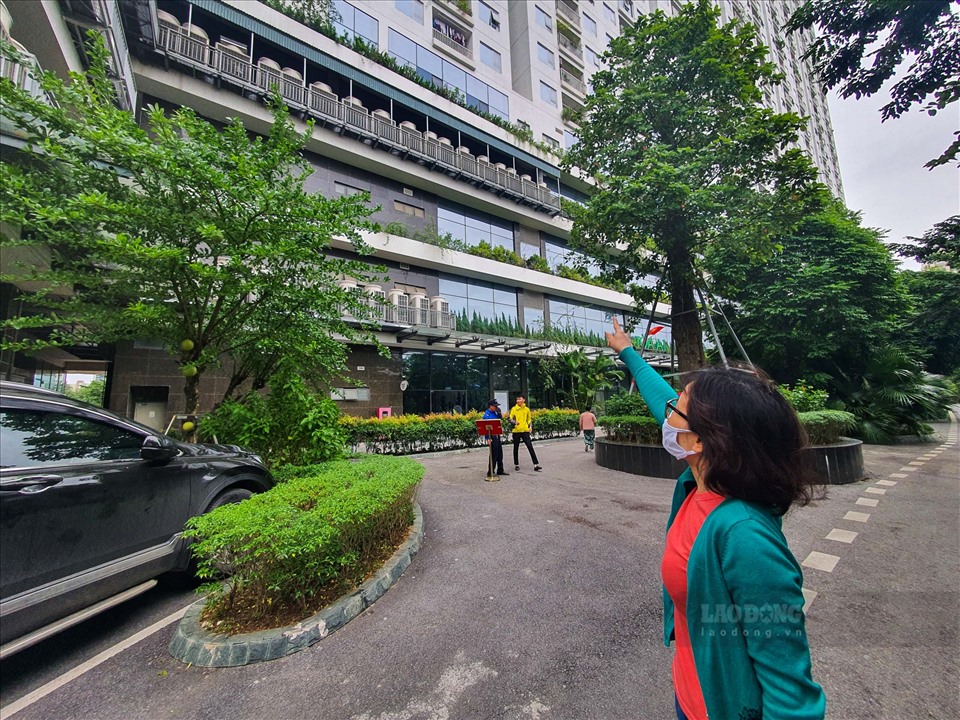 Bà D.T.L (cư dân chung cư Ecolife Capitol) cho rằng bị chủ đầu tư lừa dối trong thời gian dài. Ảnh: Phan Anh
