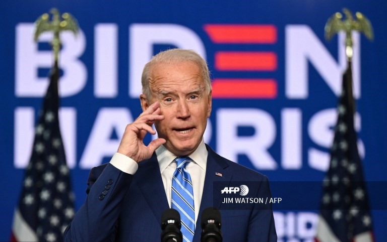 Cho tới hiện tại, ông Joe Biden rất lạc quan về chiến thắng đang tới gần. 2 bang chiến trường quan trọng là Wisconsin và Michigan đã trao cho ông Joe Biden, còn cách chiếc ghế Nhà Trắng 6 phiếu đại cử tri trong khi vẫn còn 3 bang chưa công bố kết quả.