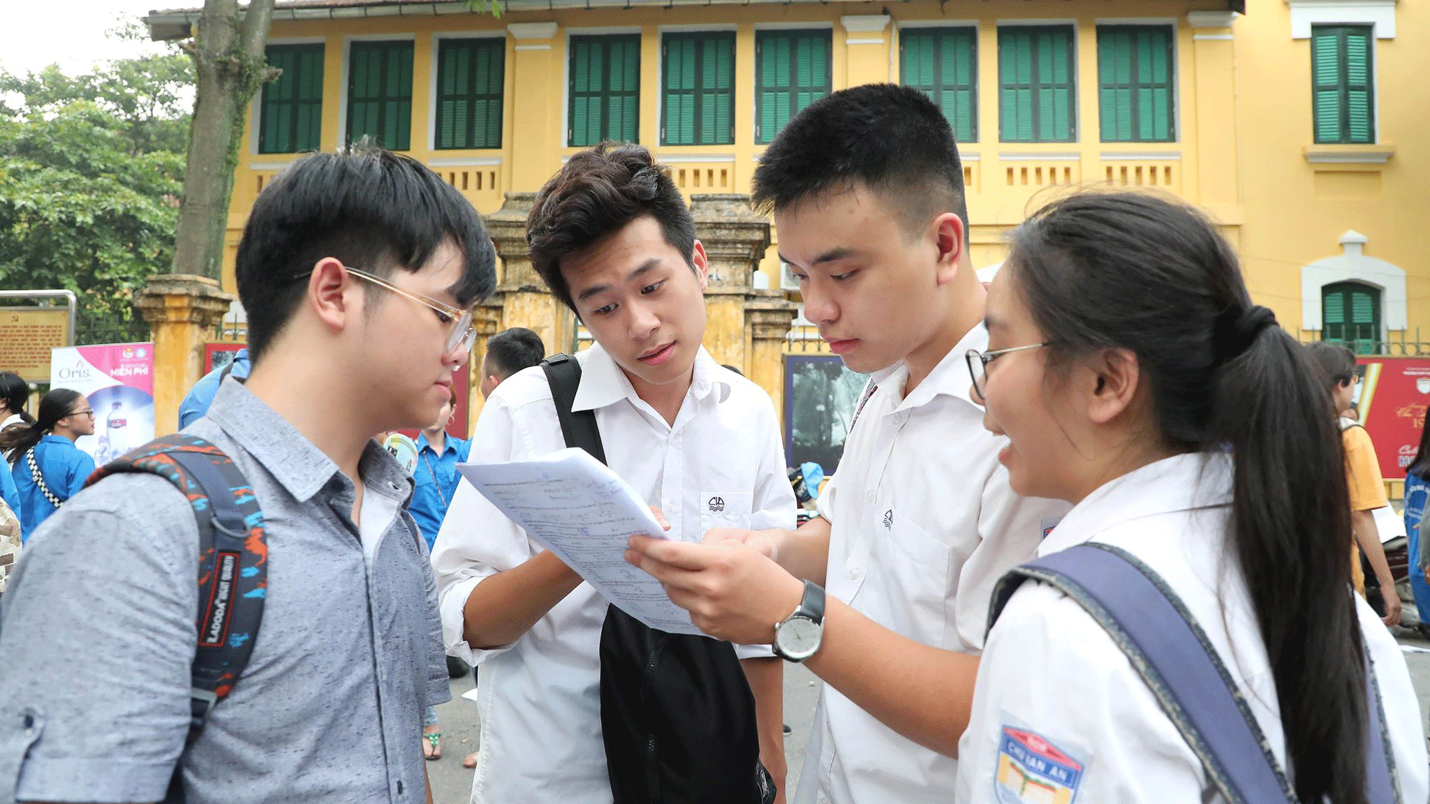 Trường chuyên, lớp chọn nên xóa bỏ hay không? (Ảnh minh họa: LĐO)