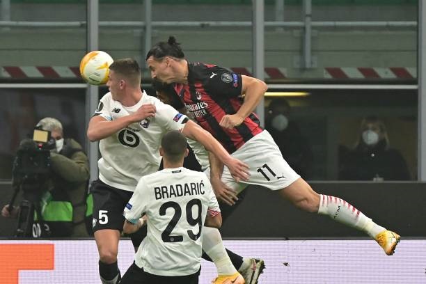 Ibra không có nhiều cơ hội trước