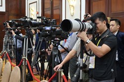 Cản trở trái pháp luật hoạt động báo chí có thể bị phạt tới 60 triệu đồng