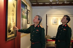 Giới thiệu tới công chúng nhiều tài liệu, hiện vật về Đại tướng Lê Đức Anh