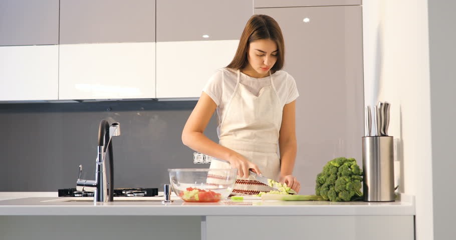 Một người vợ thì nên biết (hoặc học) nấu ăn để yên lòng chồng