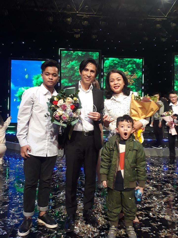 Bác sỹ Chánh đã gặp lại Xuân và các con của cô