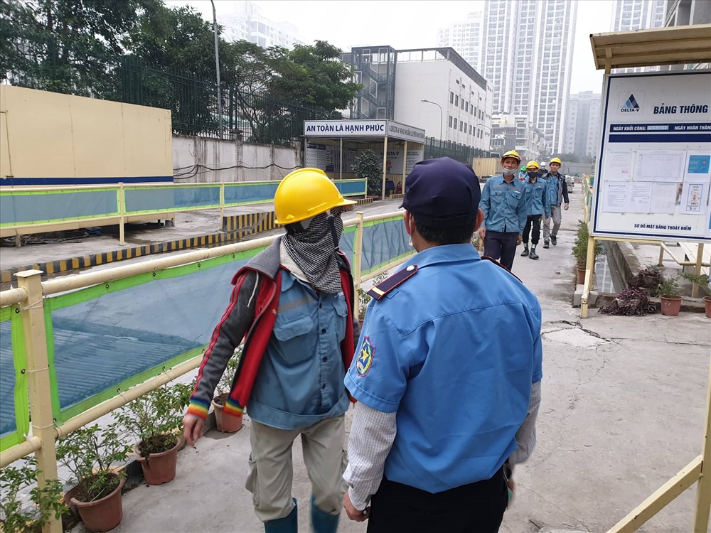 100% công nhân được kiểm tra, giám sát thân nhiệt.