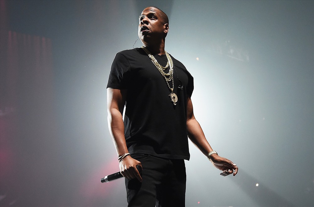 Jay-Z tr th¨¤nh rapper u ti¨ºn tr¨ºn th gii s hu khi t¨¤i sn tr gi¨¢ 1 t USD v¨¤o th¨¢ng 6.2019. Theo Forbes, phn ln t¨¤i sn ca Jay-Z n t c¨¢c cng vic kinh doanh. nh: Business Insider