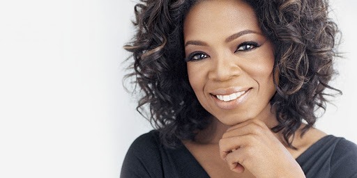 Ngo¨¤i ra, Oprah Winfrey ang xy dng mt ¡° ch¡± truyn thng mnh m khi nm gi c phn c¨¢c mng li truyn h¨¬nh ni ting v¨¤ k hp t¨¢c vi dch v Apple TV+. nh: ST
