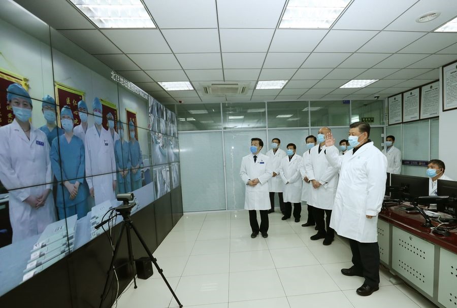 Chủ tịch Tập Cận Bình thị sát bệnh viện Địa Đàn, Bắc Kinh ngày 10.2.2020. Ảnh: Tân Hoa Xã