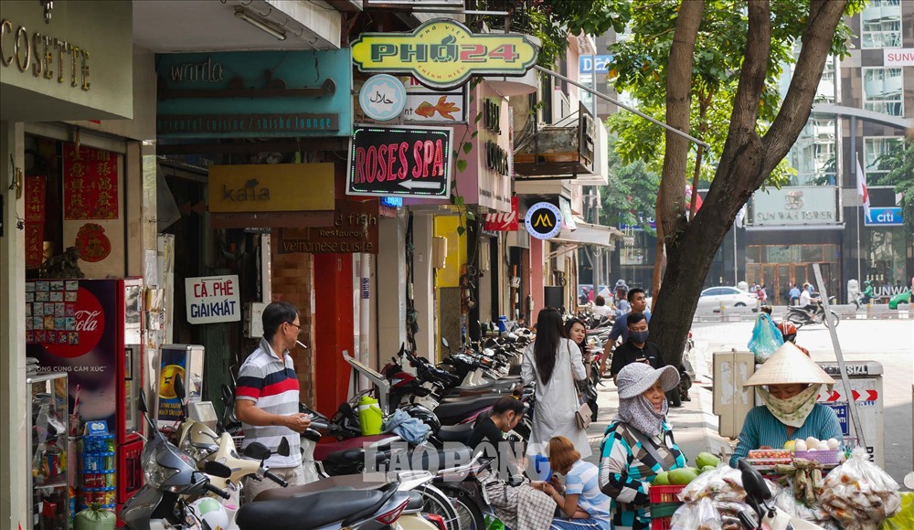 Đường Mạc Thị Bưởi