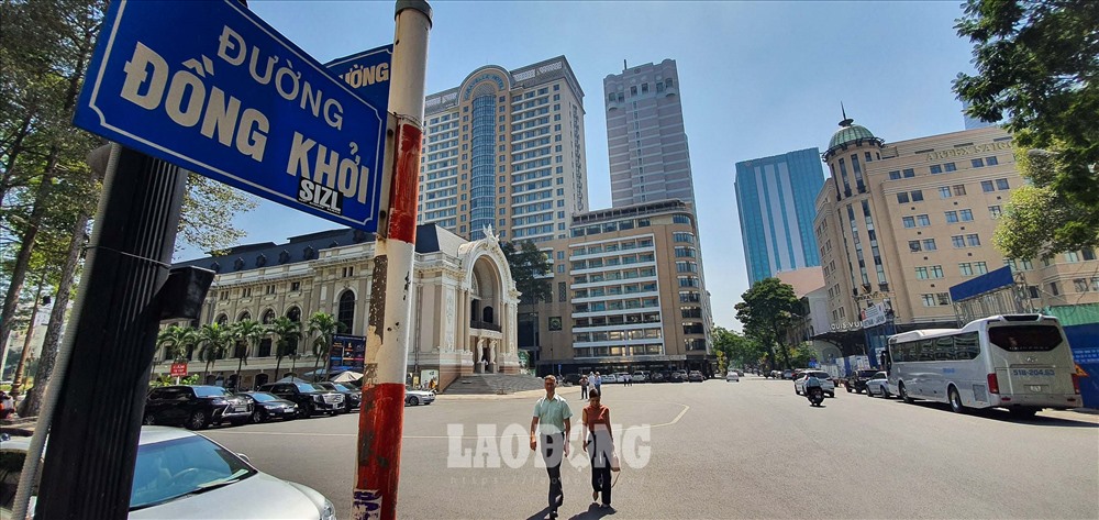 Một số tuyến đường lân cận trên địa bàn phường Bến Nghé cũng treo ở mức gần 1 tỉ đồng/m2 như đường Đồng Khởi, đường Nguyễn Thiệp.