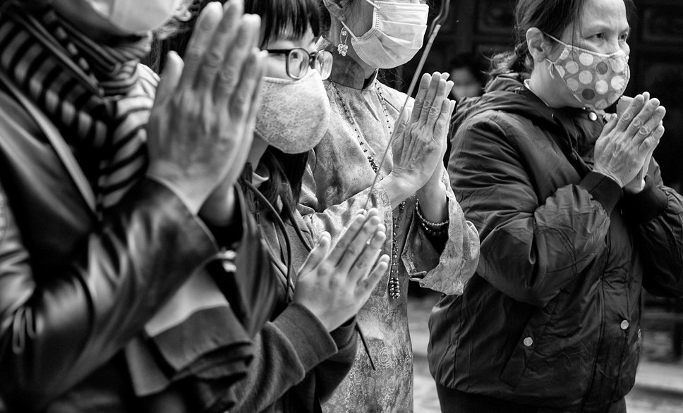 Lễ chùa thời COVID-19.