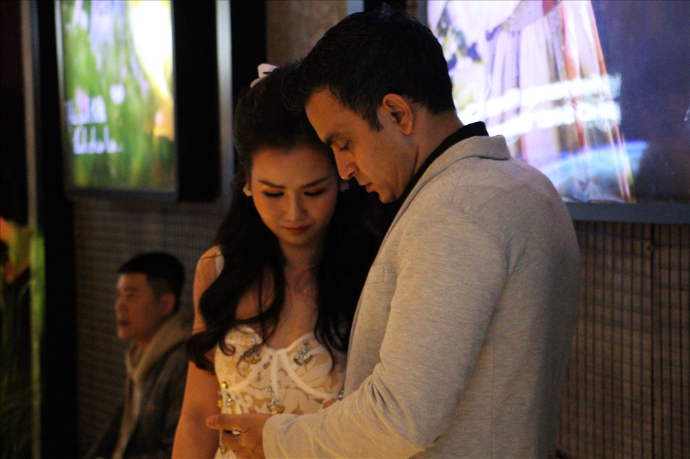 Hạ Trâm chia sẻ cô đang ở trong cuộc hôn nhân viên mãn. Ảnh: Thu Hà