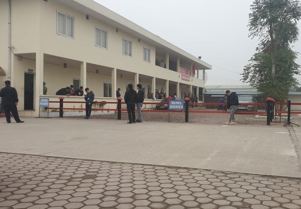 Nhiều người ở khu vực Hà Nội đổ xô đi học lái xe vì thông tin thời gian và phí học lái xe ôtô sẽ tăng gấp nhiều lần so với trước. Ảnh: TG.