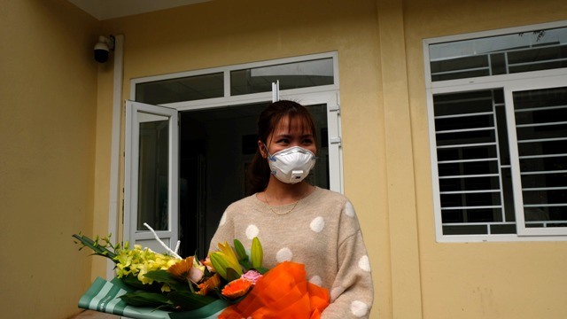 Chị Tr vui vẻ khi được xuất viện.