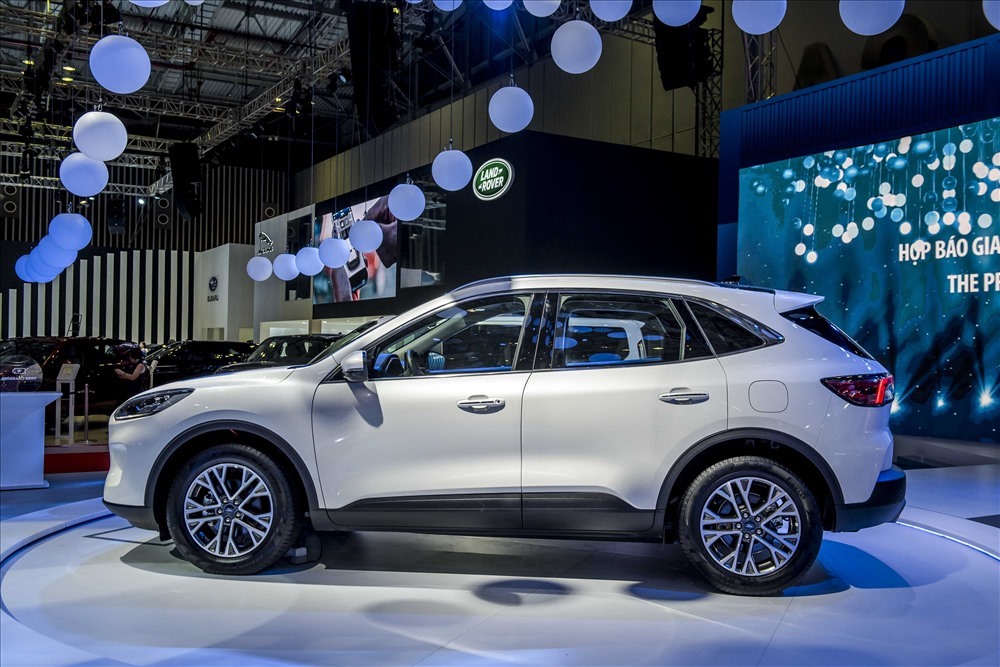Ford Escape. Ảnh ST.