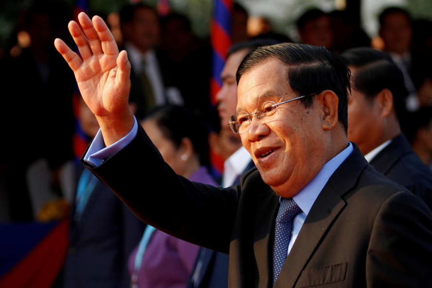 Thủ tướng Hun Sen thăm sinh viên Campuchia ở tâm dịch virus Corona