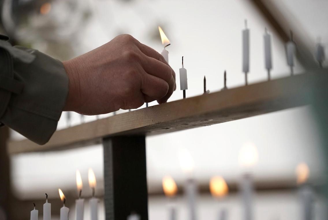 Tưởng nhớ 9 năm xảy ra thảm họa động đất, sóng thần kinh hoàng tại Nhật Bản