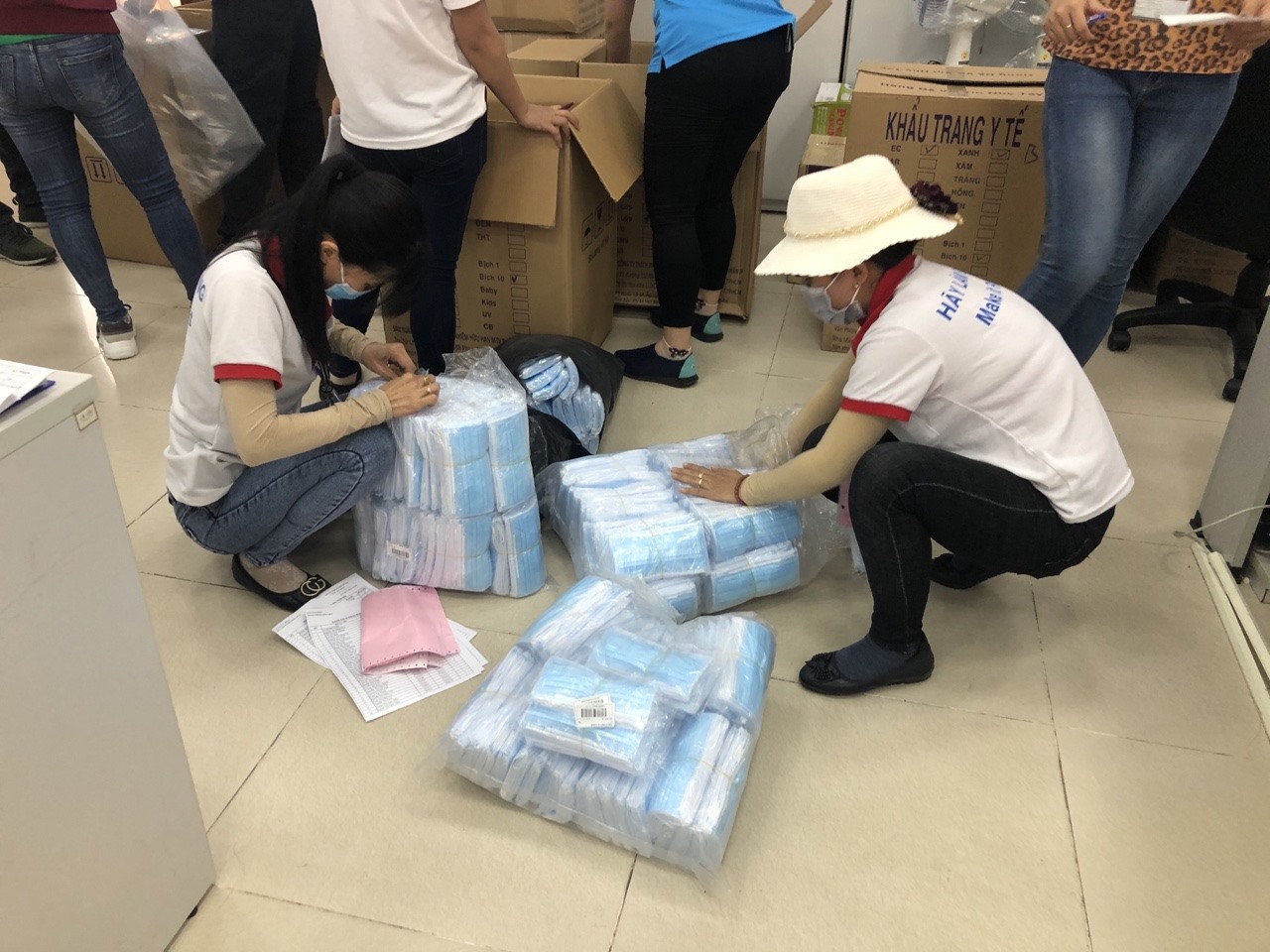 Đã có trên 400 ngàn khẩu trang được Ban Chấp hành CĐCS CTy cấp phát miễn phí cho người lao dộng. Ảnh: K.Q
