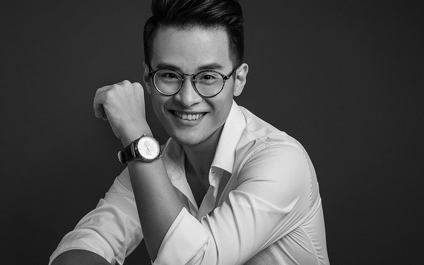 Nam ca sĩ Hà Anh Tuấn là nghệ sĩ tiên phong ủng hộ chiến dịch chống COVID-19 với trị giá gần 2 tỉ đồng.