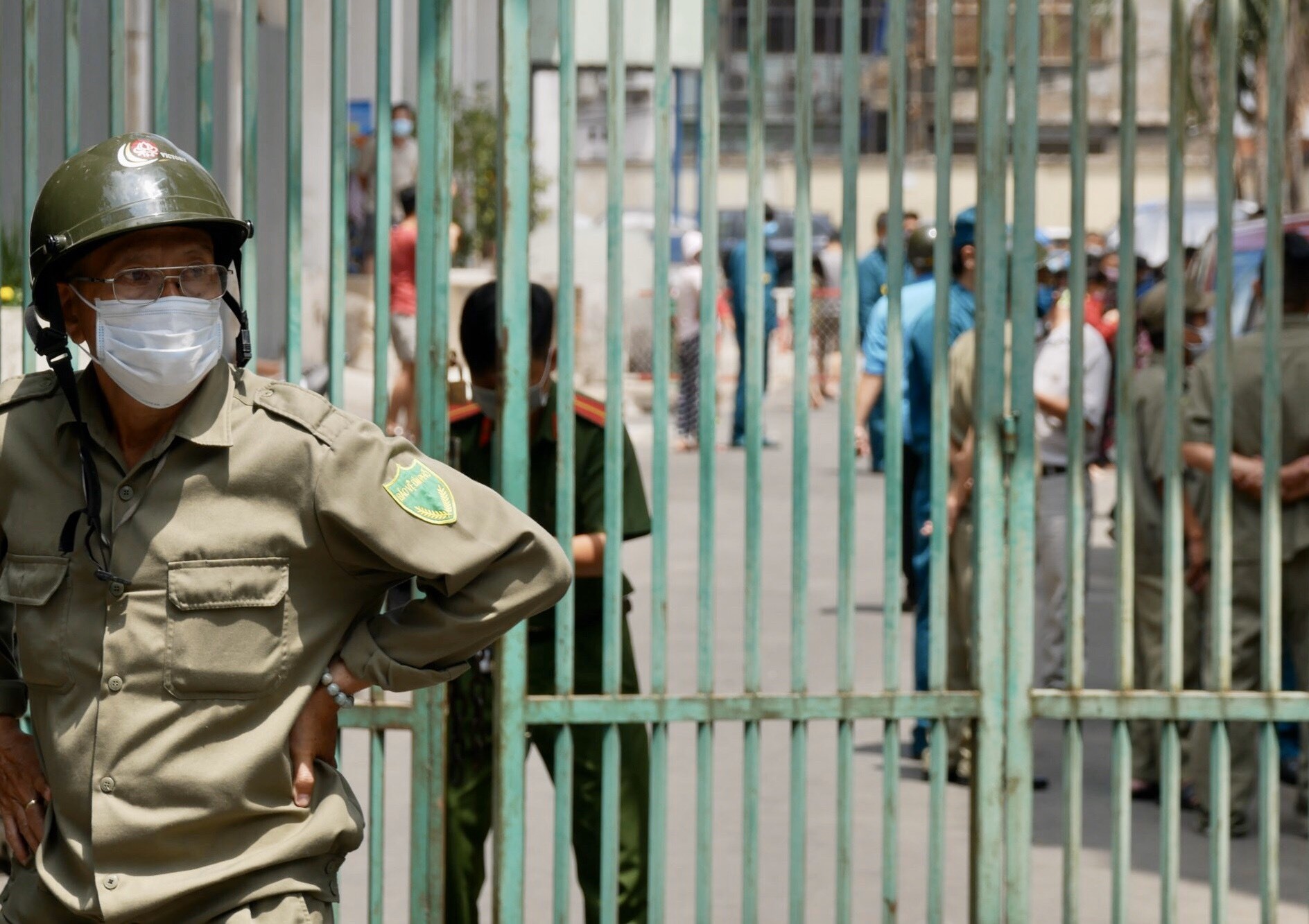 Cách ly chung cư Hòa Bình nơi ở bệnh nhân thứ 48 nhiễm SARS-CoV-2