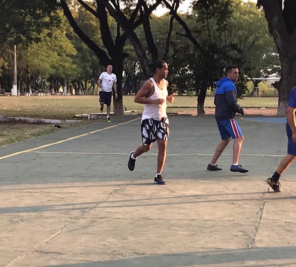 Ronaldo tham dự giải đấu trong nhà tù